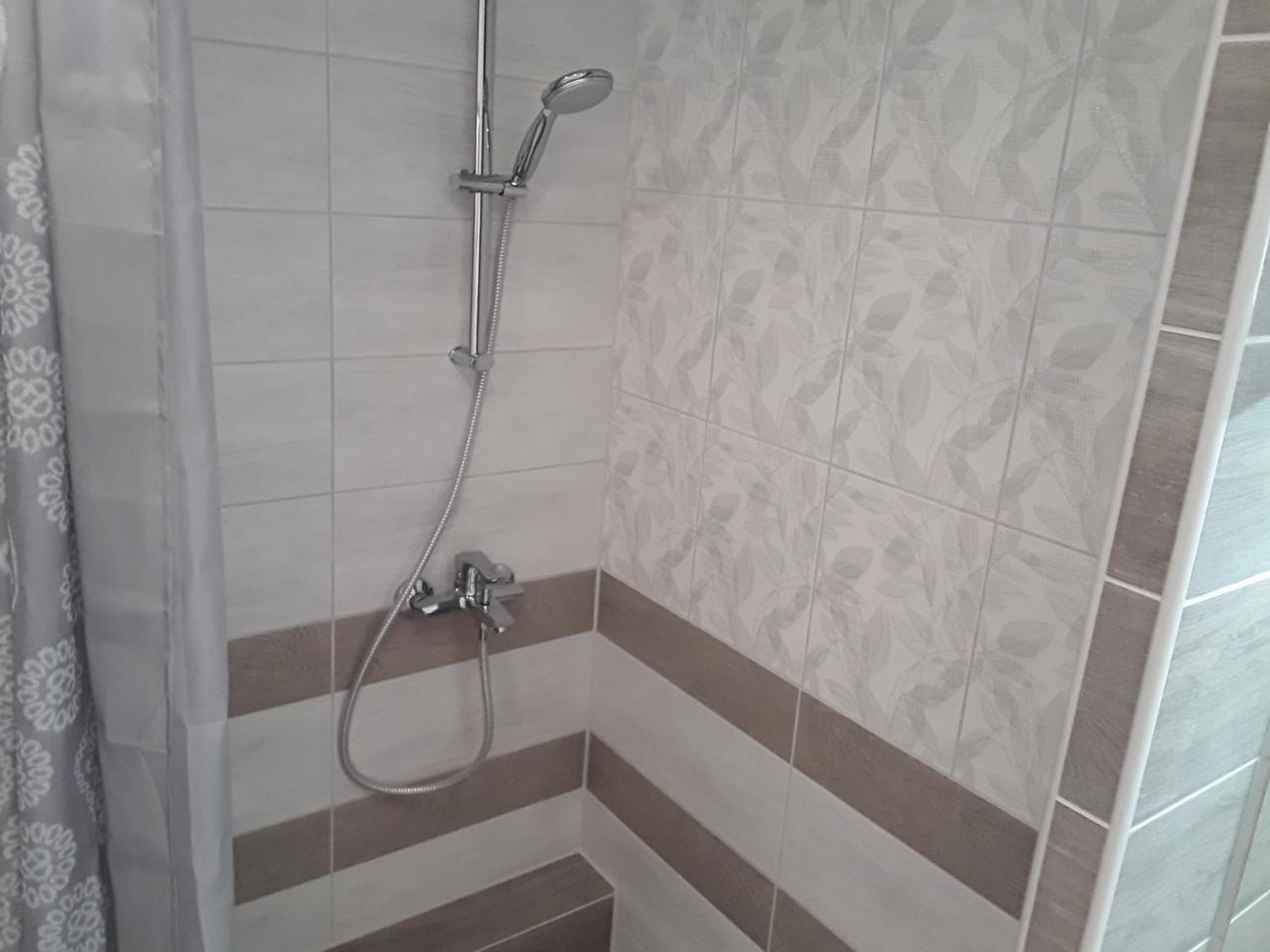 Lbe Apartments Narva Luaran gambar