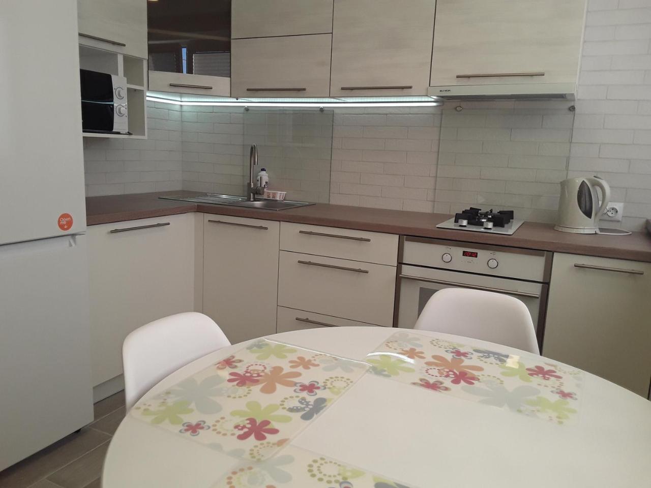 Lbe Apartments Narva Luaran gambar